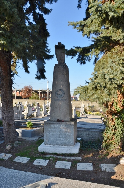 LZ-86 gravesite