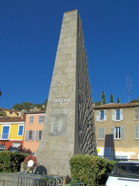 Dixmude memorial Pierrefeu-du-VAR